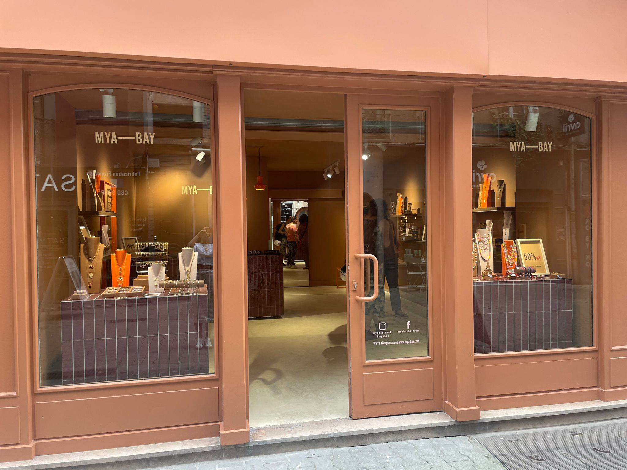 Grenoble store